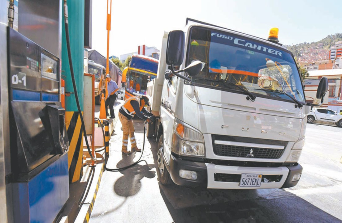 La falta de combustibles amenaza con frenar a varios sectores económicos