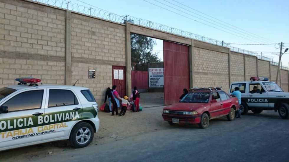 MUERTE EN MORROS BLANCOS: INVESTIGAN A DOS INTERNOS