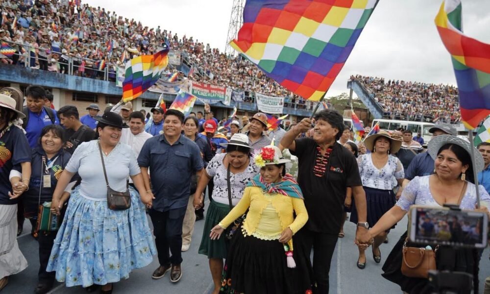EL EVISMO ALISTA PROTESTAS ESCALONADAS Y ANALIZA FECHA PARA MARCHA NACIONAL; NIEGA ESTAR DEBILITADO