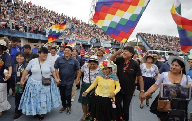 EL EVISMO ALISTA PROTESTAS ESCALONADAS Y ANALIZA FECHA PARA MARCHA NACIONAL; NIEGA ESTAR DEBILITADO